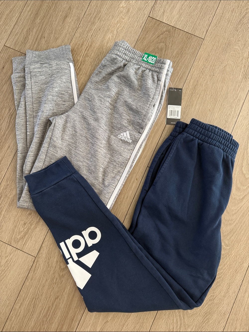 Adidas boys jogger sweatpants size XL 18/20 NWT